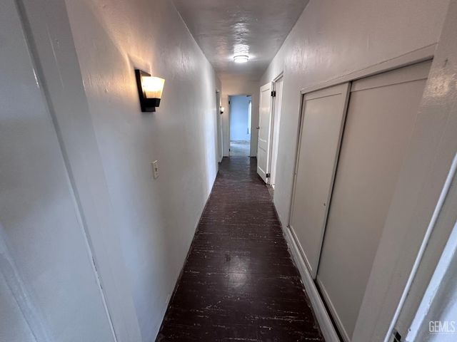 3721 Edison Highway, Bakersfield, CA 93307