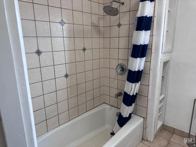 3721 Edison Highway, Bakersfield, CA 93307