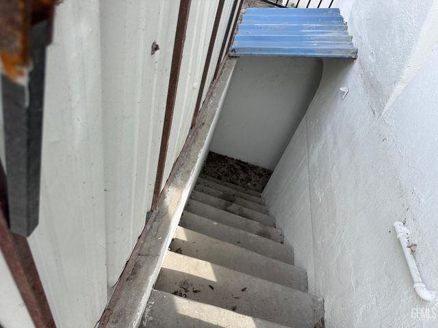 3721 Edison Highway, Bakersfield, CA 93307