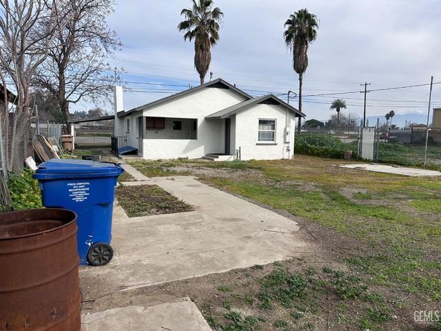 3721 Edison Highway, Bakersfield, CA 93307