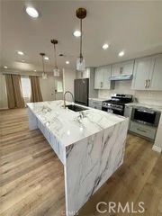 417 N Vernon, Azusa, CA 91702