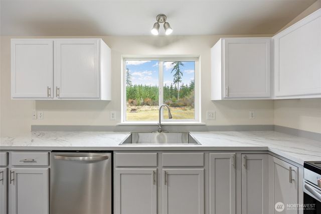 151 W Satsop Maple Glen, Elma, WA 98541