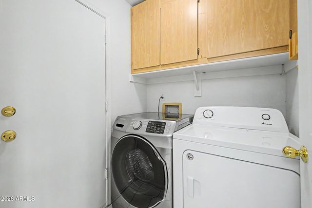 9054 W LISBON Lane, Peoria, AZ 85381