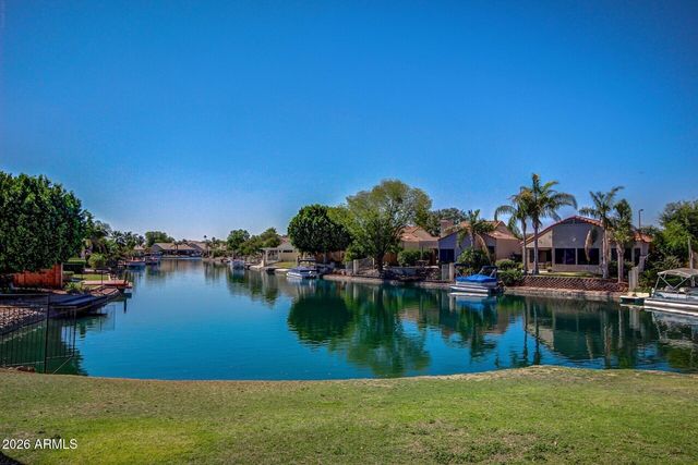 9054 W LISBON Lane, Peoria, AZ 85381