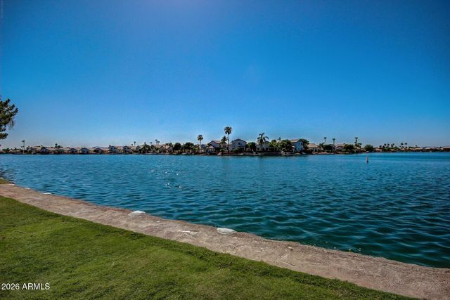 9054 W LISBON Lane, Peoria, AZ 85381