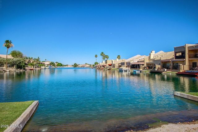 9054 W LISBON Lane, Peoria, AZ 85381