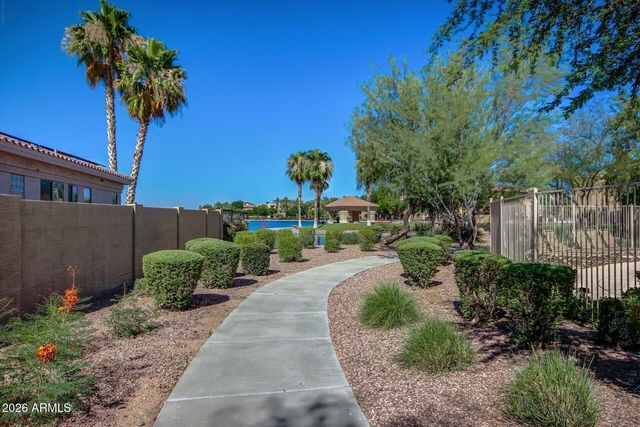 9054 W LISBON Lane, Peoria, AZ 85381