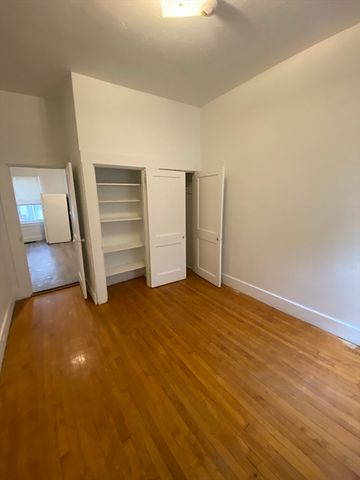 150 Fifth St. 1, Cambridge, MA 02139