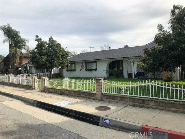 2302 8th, La Verne, CA 91750