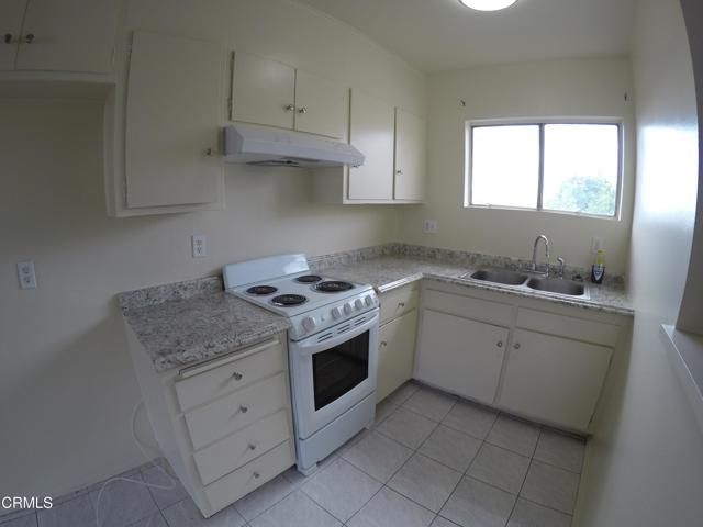 13050 Dronfield Avenue 21, Los Angeles, CA 91342