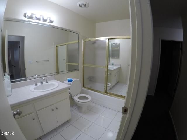 13050 Dronfield Avenue 21, Los Angeles, CA 91342