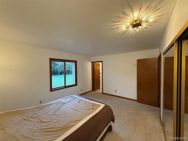 45440 Wakefield Street, Shelby Twp, MI 48317