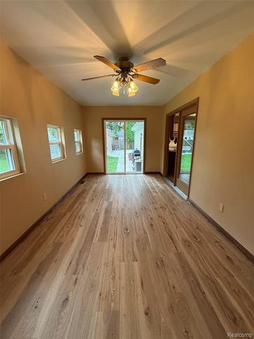 45440 Wakefield Street, Shelby Twp, MI 48317