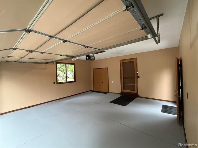 45440 Wakefield Street, Shelby Twp, MI 48317