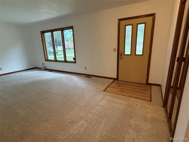 45440 Wakefield Street, Shelby Twp, MI 48317