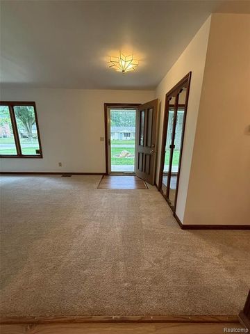 45440 Wakefield Street, Shelby Twp, MI 48317