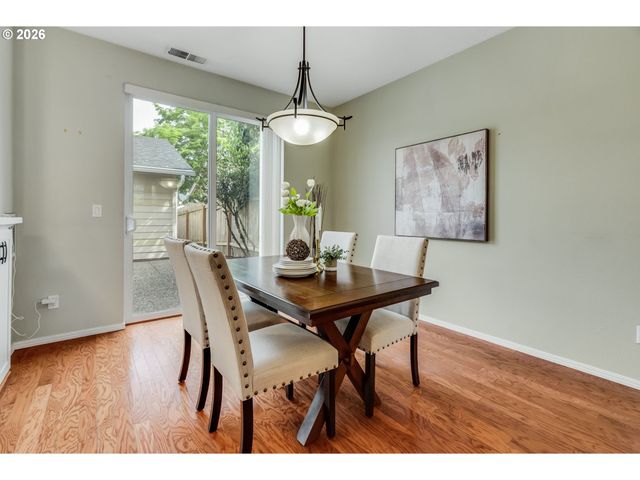 6441 Ne Rosebay Dr, Hillsboro, OR 97124