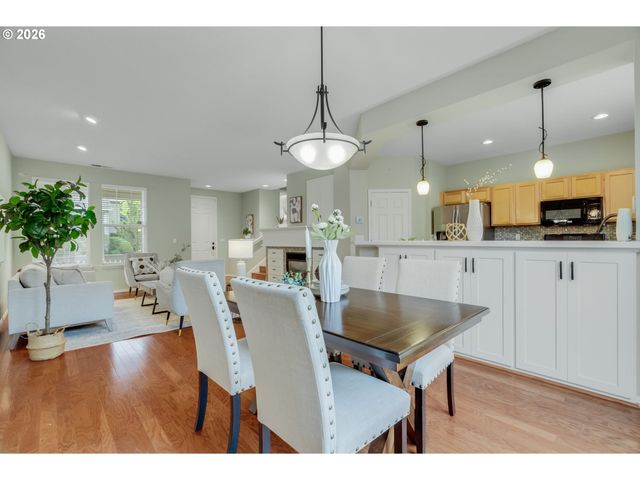 6441 Ne Rosebay Dr, Hillsboro, OR 97124