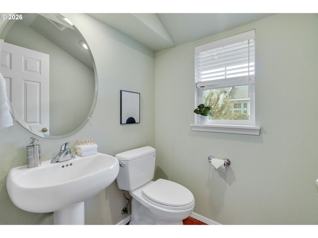 6441 Ne Rosebay Dr, Hillsboro, OR 97124