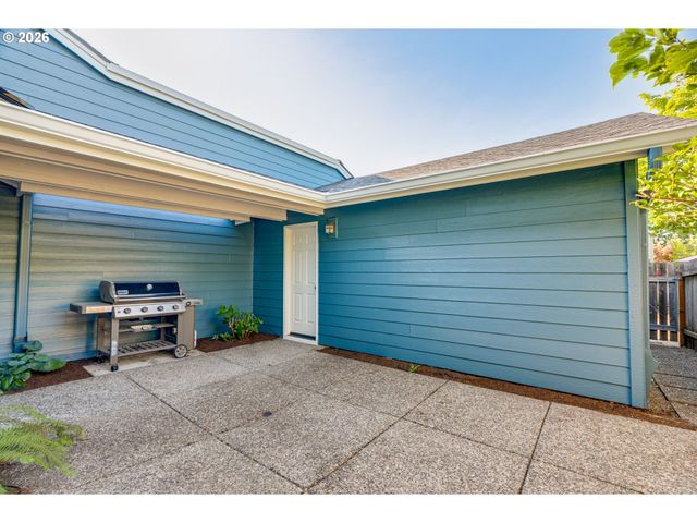 6441 Ne Rosebay Dr, Hillsboro, OR 97124