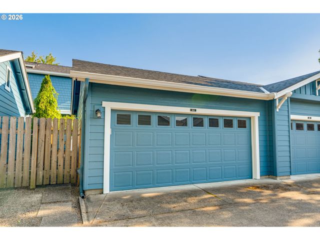 6441 Ne Rosebay Dr, Hillsboro, OR 97124