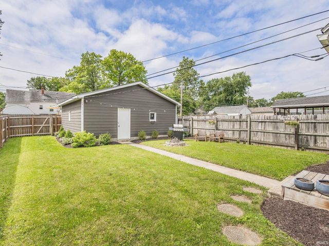 1661 Rosemont Drive, Fort Wayne, IN 46808