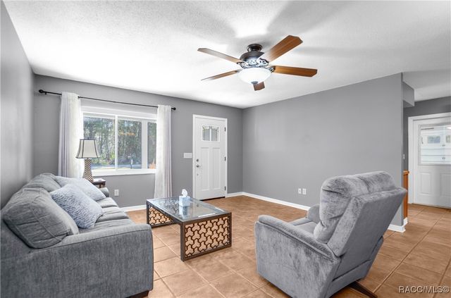 2949 N Carolina Road, Crystal River, FL 34428