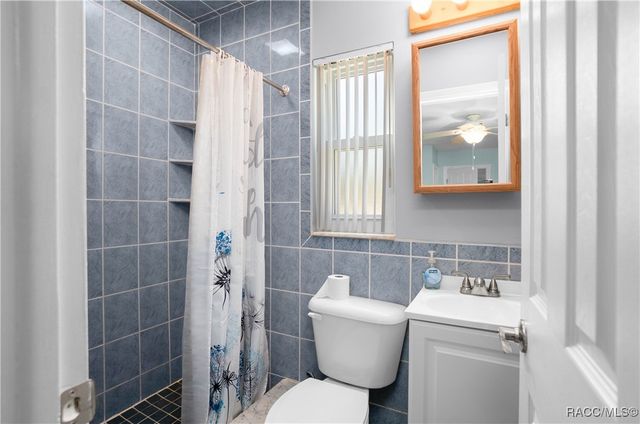 2949 N Carolina Road, Crystal River, FL 34428