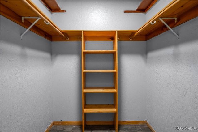 2949 N Carolina Road, Crystal River, FL 34428