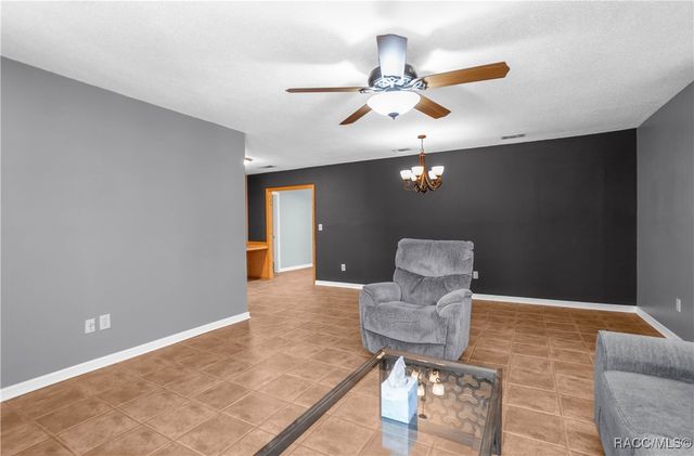 2949 N Carolina Road, Crystal River, FL 34428