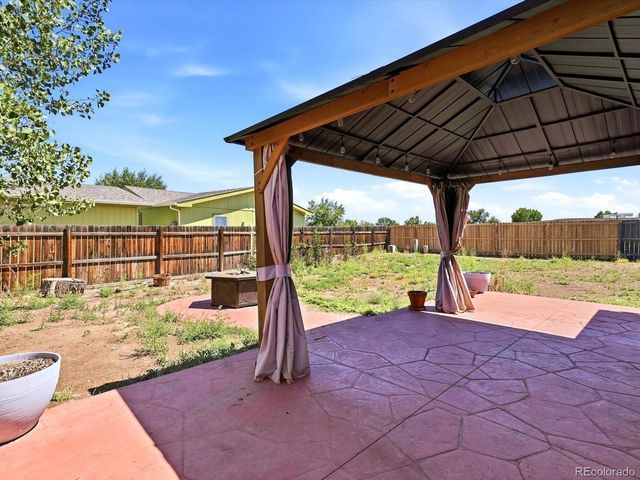 647 Stampede Dr, Brighton, CO 80603