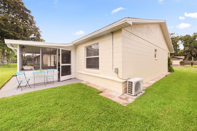 38 LAUREL OAKS CIRCLE, Ormond Beach, FL 32174