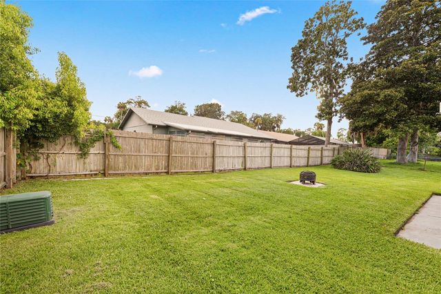 38 LAUREL OAKS CIRCLE, Ormond Beach, FL 32174