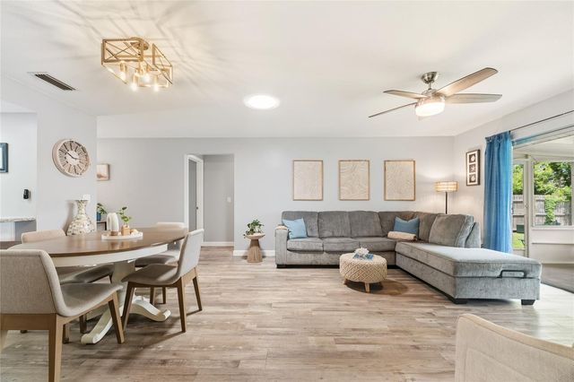 38 LAUREL OAKS CIRCLE, Ormond Beach, FL 32174
