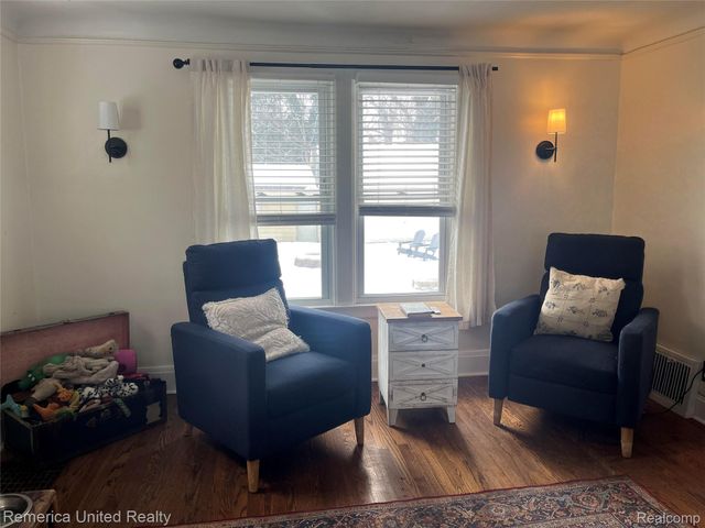 11025 Berwick Street, Livonia, MI 48150