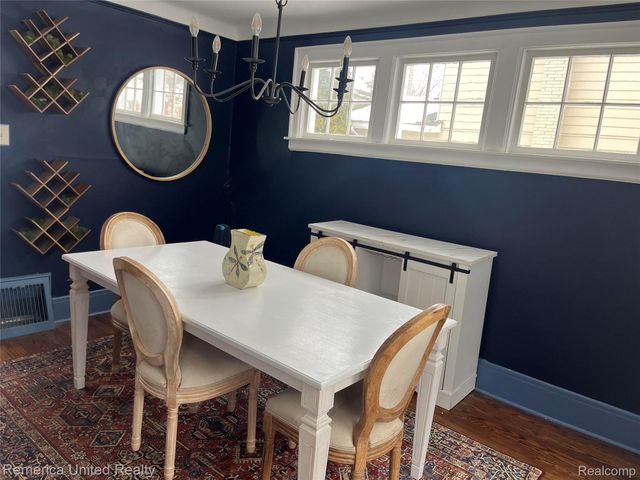 11025 Berwick Street, Livonia, MI 48150