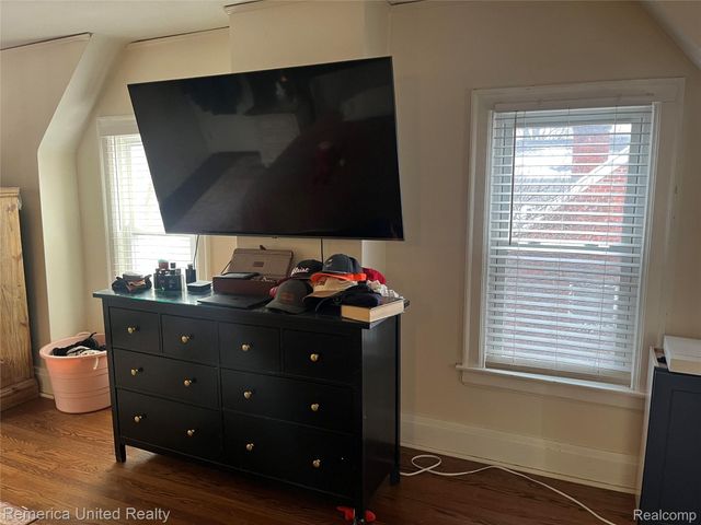 11025 Berwick Street, Livonia, MI 48150