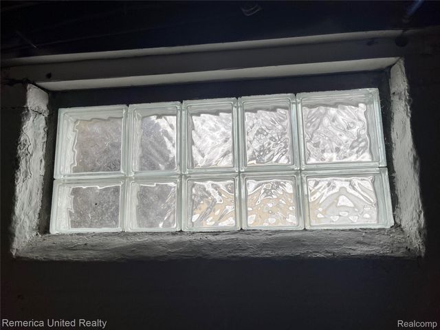 11025 Berwick Street, Livonia, MI 48150