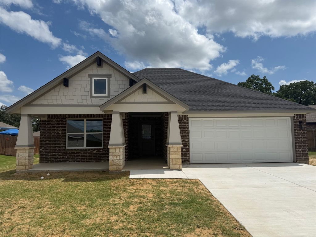 916 ben, Springtown, TX 76082