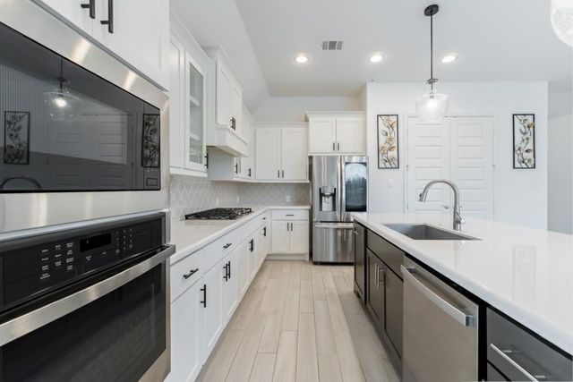 14811 Opossum Branch Court, Cypress, TX 77433