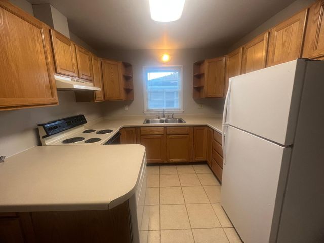 1418 5th Street S, Moorhead, MN 56560