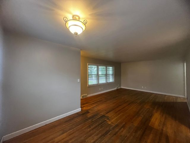 1418 5th Street S, Moorhead, MN 56560