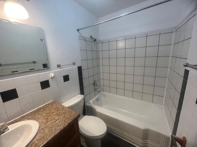 1418 5th Street S, Moorhead, MN 56560