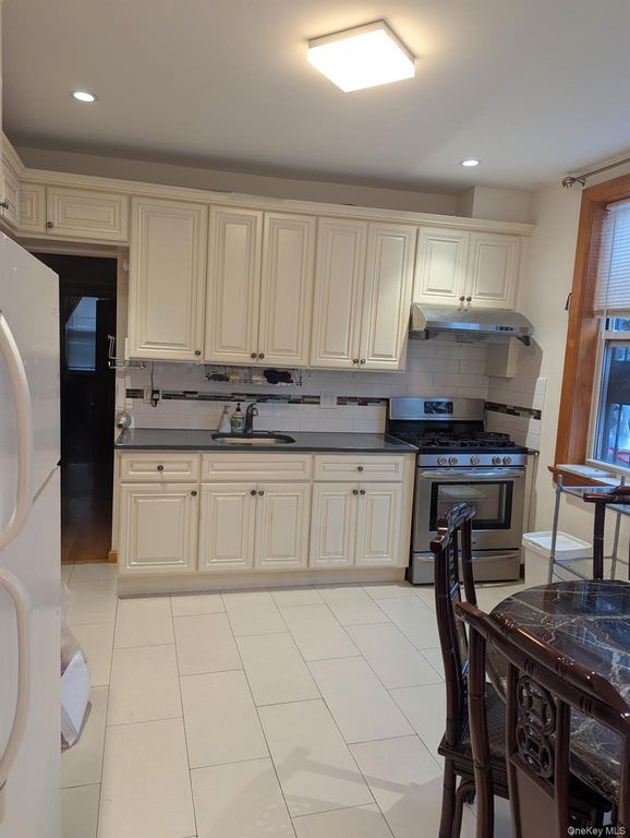 15-09 120 Street, College Point, NY 11356 — photo 5