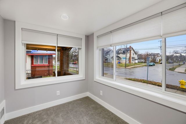 1059 Martin Luther King Jr Street SE, Grand Rapids, MI 49507