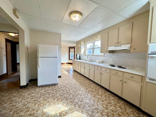 58 Franklin St 1, Braintree, MA 02184