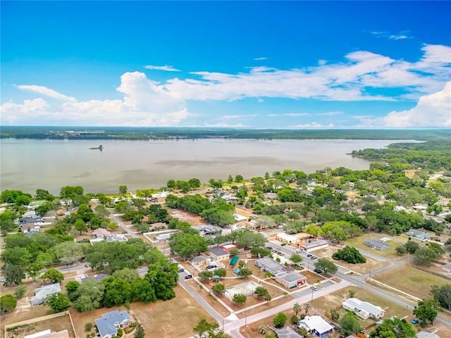 1001 N LAKESHORE BOULEVARD, Howey In The Hills, FL 34737