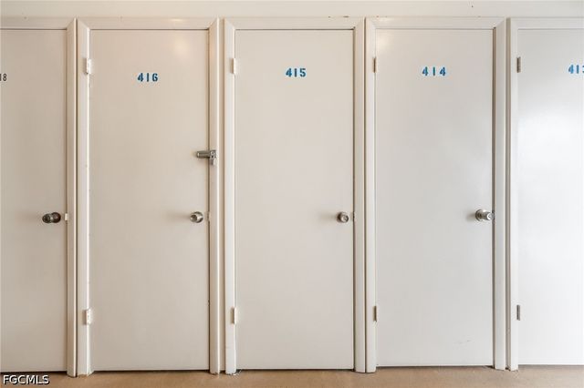 1580 Pine Valley DR 415, Fort Myers, FL 33907