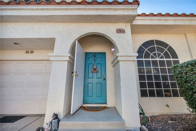 7963 Cina Avenue, Las Vegas, NV 89147