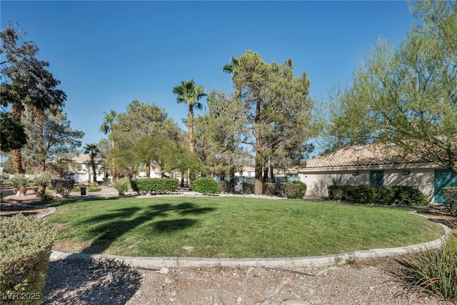 7963 Cina Avenue, Las Vegas, NV 89147